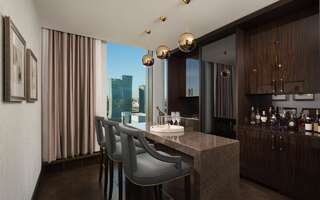 Отель The Ritz-Carlton Нур-Султан Люкс Ritz-Carlton с 1 кроватью размера «king-size» и доступом в клубный лаундж - Вид на город-3